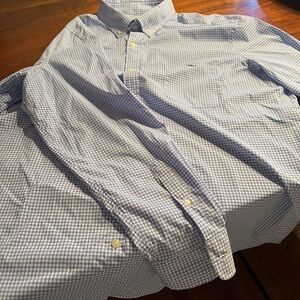 Vineyard Vines Blue and White Casual Button Down Shirt